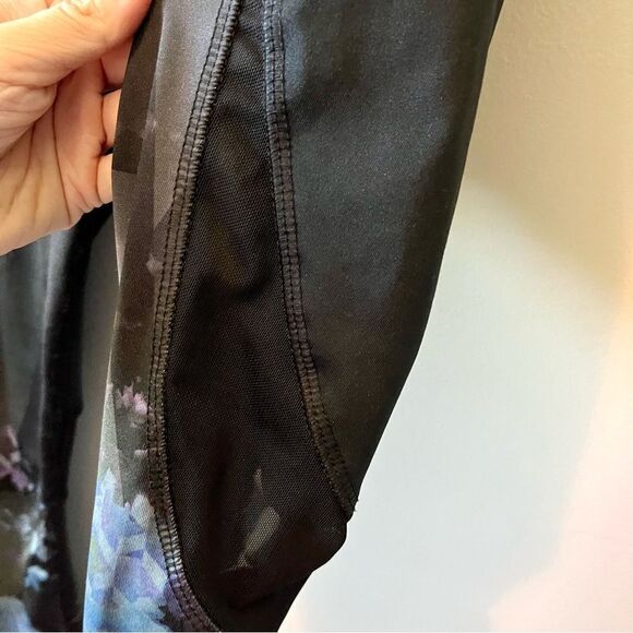 RBX Floral Cropped Leggings with Mesh Panels Size Small - Picture 2 of 6